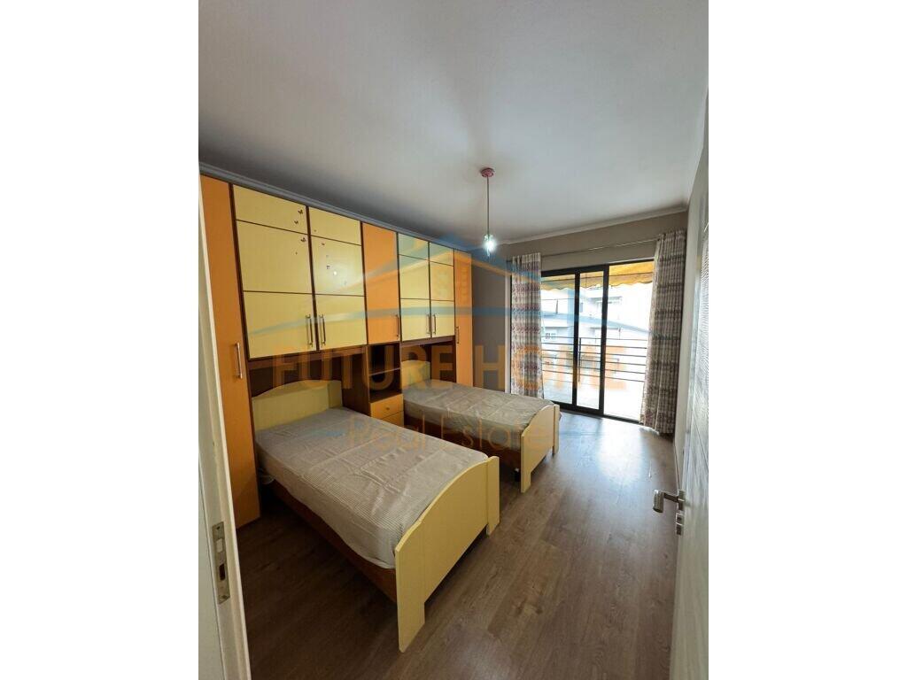 Shitet , Apartament 2+1, Unaza e Re , Astir