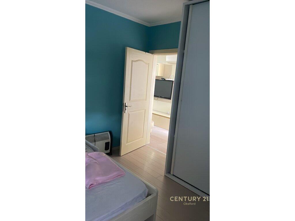 In Myslym Shyri, after the former Exhibition, a 2+1+2 apartment is for rent