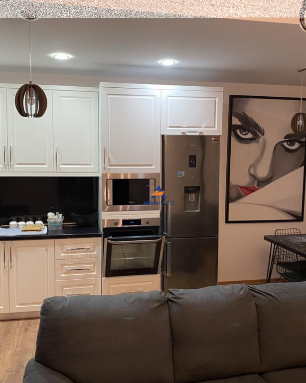 JEPET ME QERA APARTAMENT 2+1 "TE SYRI TV,UNAZA E RE" 700 EURO