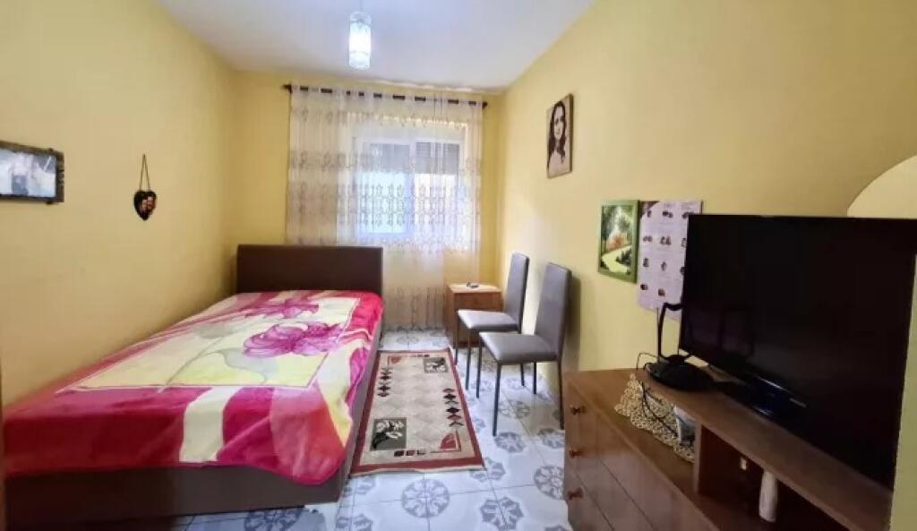 In vendita 2+1+cucina separata📍Brryli/ Di fronte al Nuovo Maternità (70 m2) Edificio esistente (2° piano) 130.000 eu