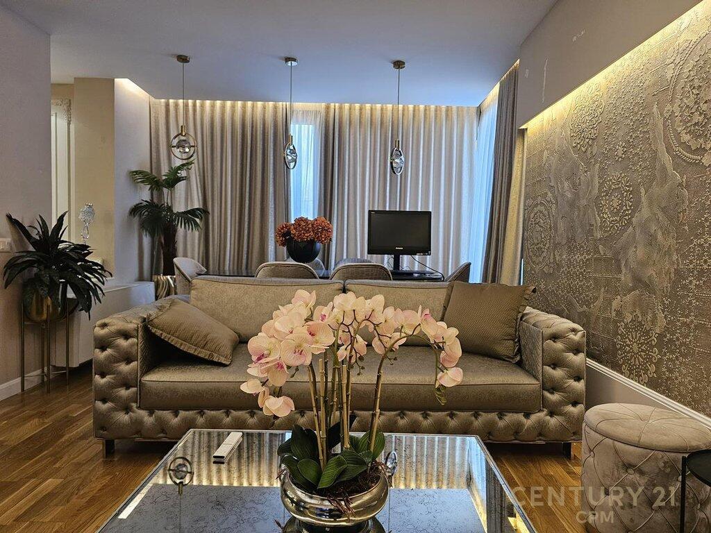 Apartament Luksoz 3+1 me Qira – Pranë “Lion Park”, Rruga e Elbasanit