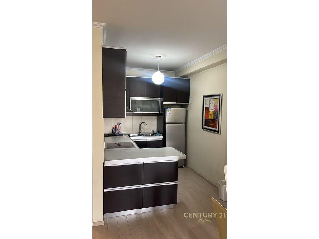 In Myslym Shyri, after the former Exhibition, a 2+1+2 apartment is for rent