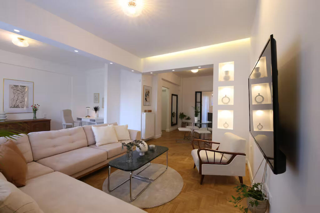 Appartamento In Affitto 1+1 vicino a Piazza Willson (ID B2101293) Tirana