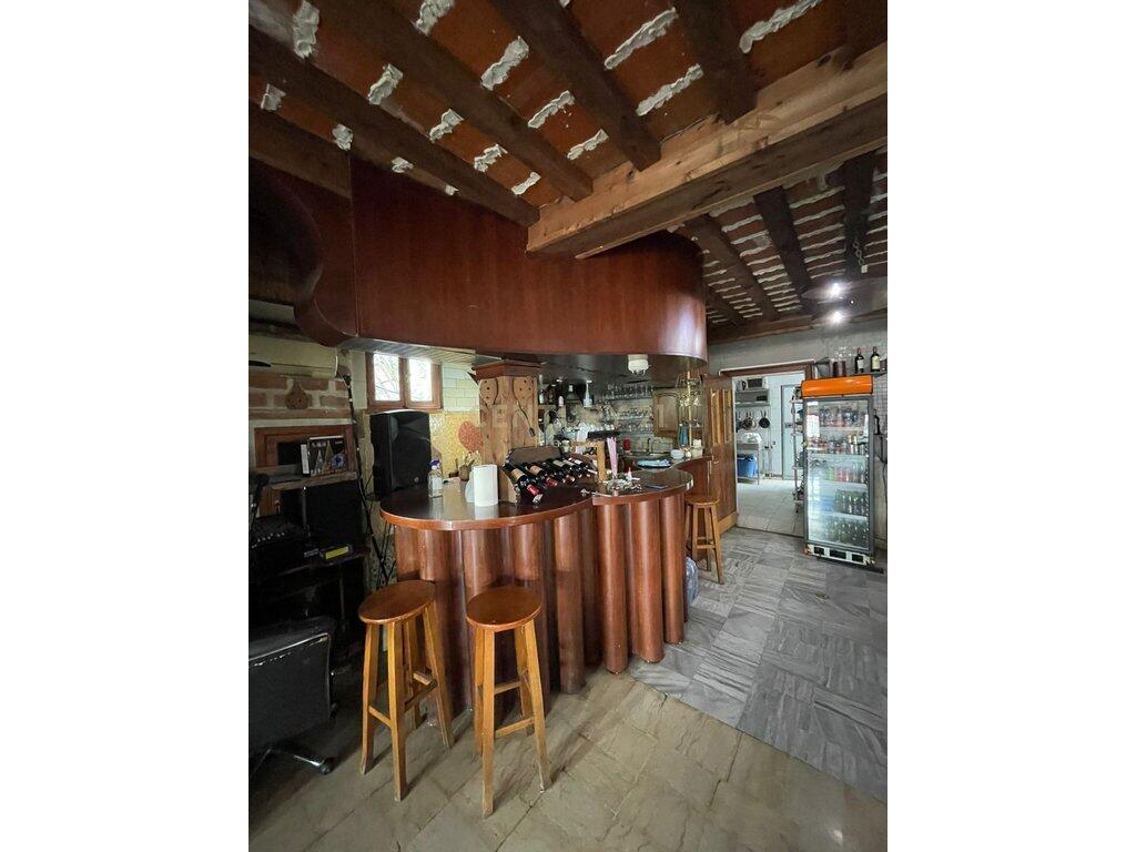 BAR-RESTAURANT FOR RENT, LOCATED AT THE SHKOZA ROUNDABOUT! €2,500 /Month