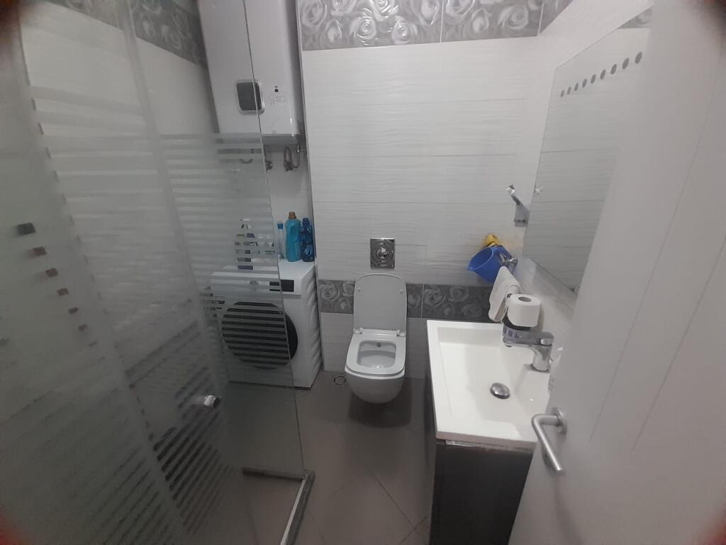 Affittasi Appartamento 2+1+2 Bagni + 1 Balcone