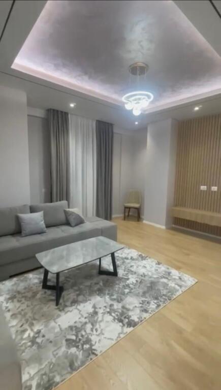 🏡 IN AFFITTO – APPARTAMENTO 2+1+2 – Kinostudio