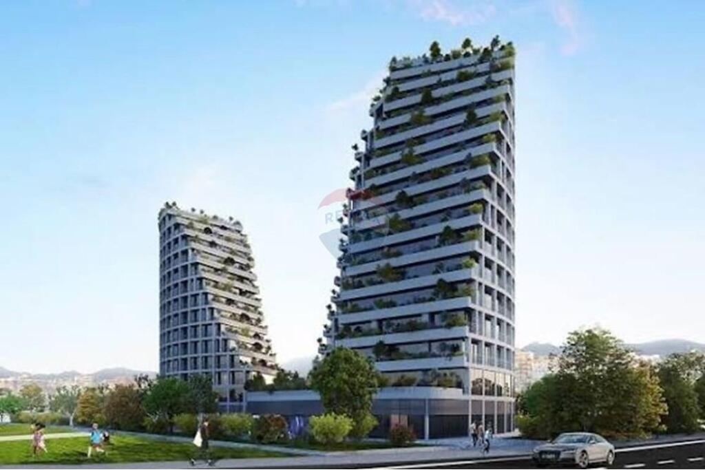 APPARTAMENTO 3+1 CON 2 POSTI AUTO VISTA LAGO
