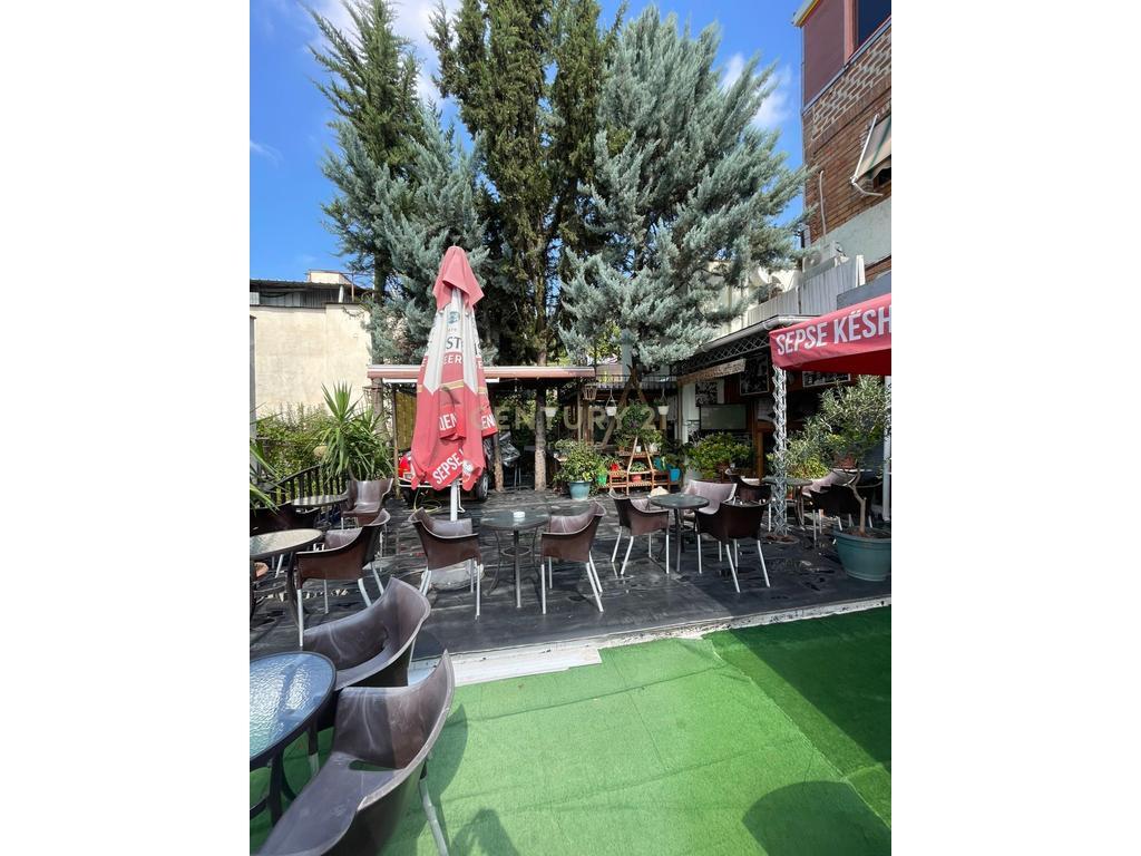BAR-RESTAURANT FOR RENT, LOCATED AT THE SHKOZA ROUNDABOUT! €2,500 /Month
