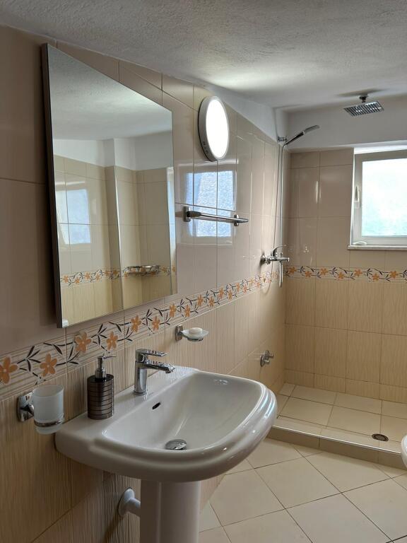 Apartment 2+1+2+veranda (duplex) for rent in Fresk near Nuclear Physics