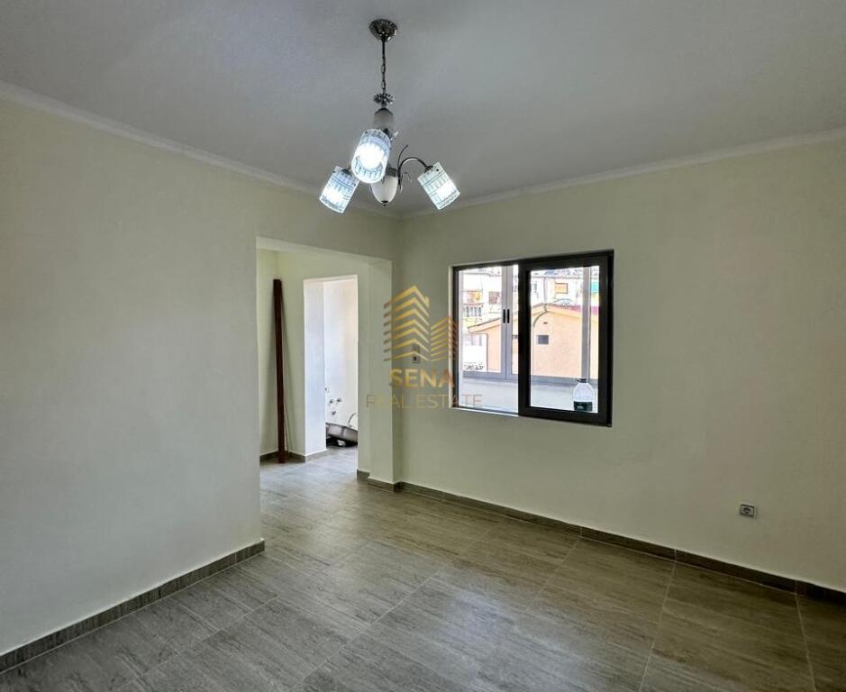 Qira, Apartament 1+1+Bllk,Ali Demi ,BOSH,400 Euro/muaj
