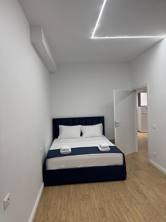 Apartment at the Red Wheel Beach