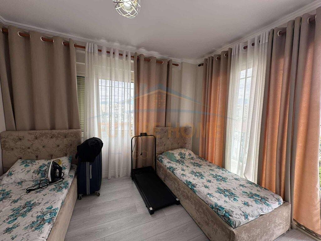Jepet apartament me qera 2+1 ne Yzberisht