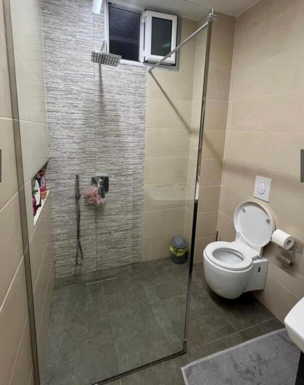 Vendesi in vendita Appartamento 2+1+2 + Studio con Veranda – Lago Secco