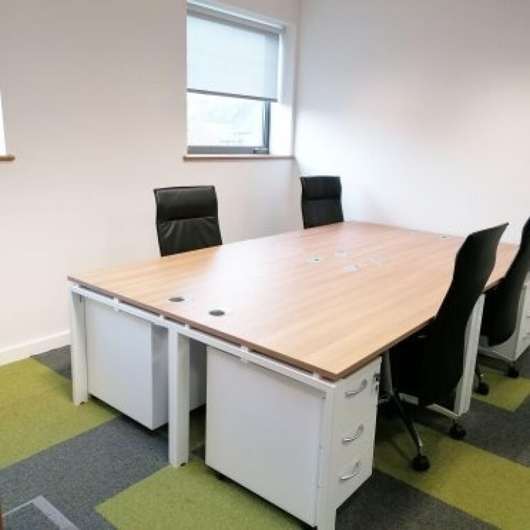 Office For Rent 2+1+2 Near Kosovareve Street (ID BZ2706) Tirana