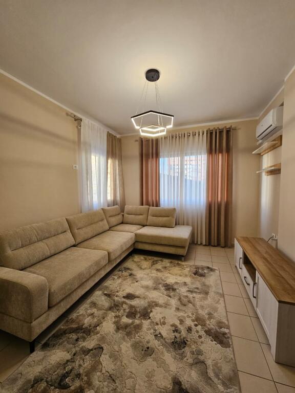 🏢 IN AFFITTO – 2+1+2, ASTIR (vicino a Villa L)