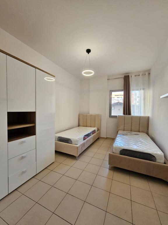🏢 IN AFFITTO – 2+1+2, ASTIR (vicino a Villa L)