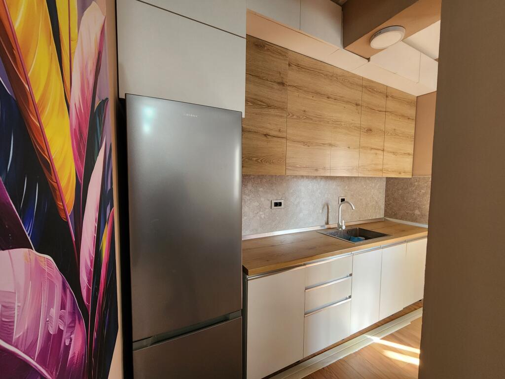 I am selling the apartment near the police in Durres