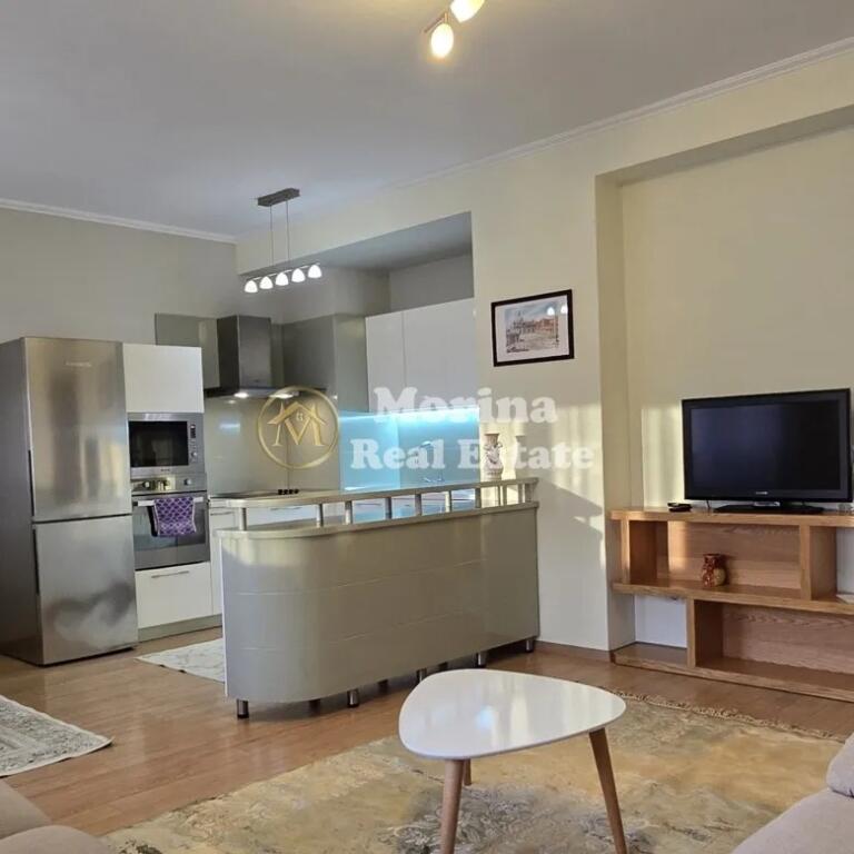 Affitto, Appartamento 2+1, a Pazari i Ri, 750 Euro/Mese
