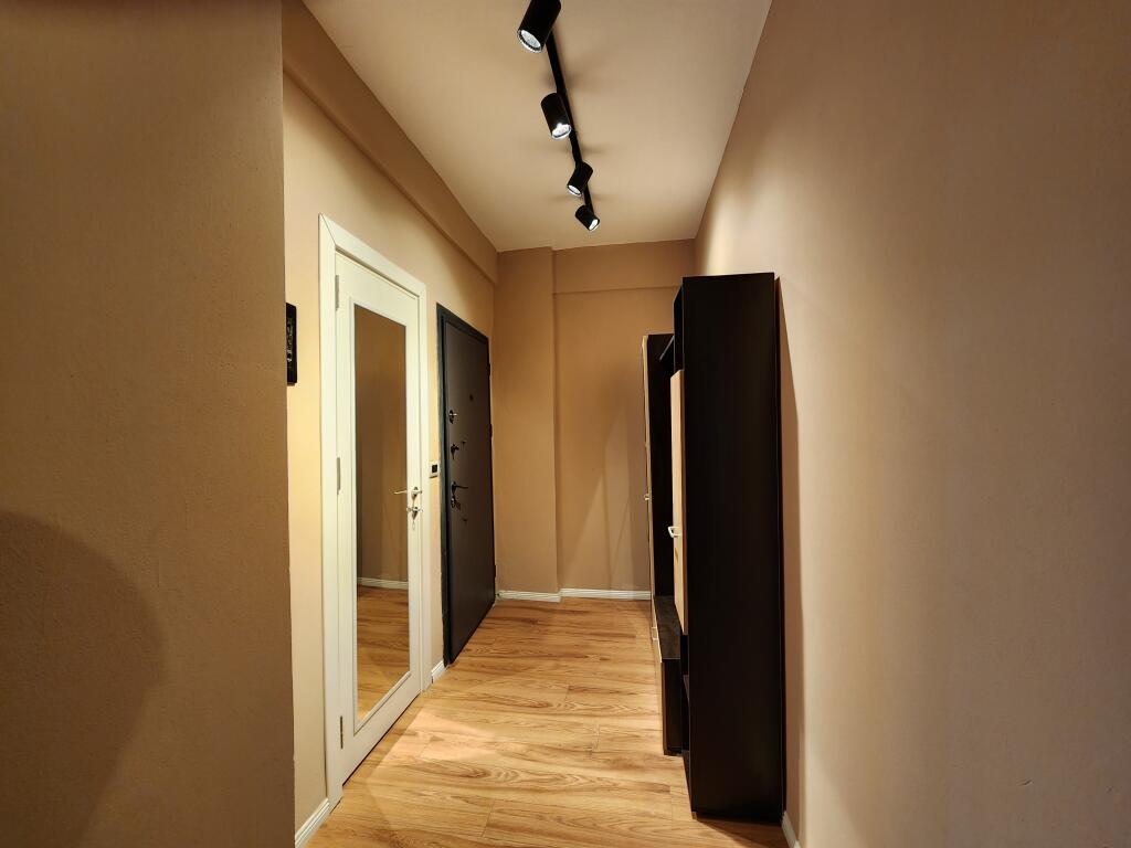 I am selling the apartment near the police in Durres