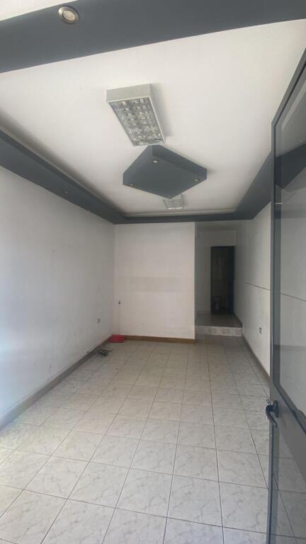 Shop for Sale in the Heart of Durrës – Train Station!