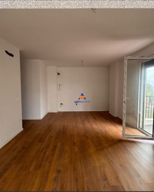 OFFICE FOR RENT 100M2 "NEAR TRIO TOWERS, DON BOSKO" 600 EURO