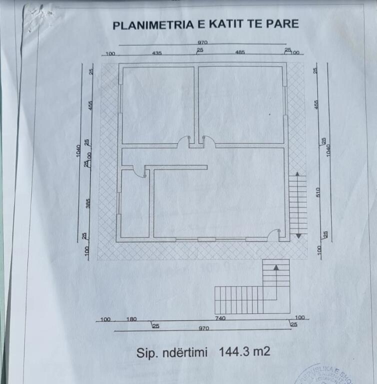 Vilë Në Shitje në Allias, Shkolla e Bashkuar, Tiranë - 590,000€!
