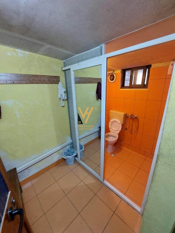 BUSINESS PREMISES 205 M2 FOR RENT IN ALI DEM 80,000 LEKE