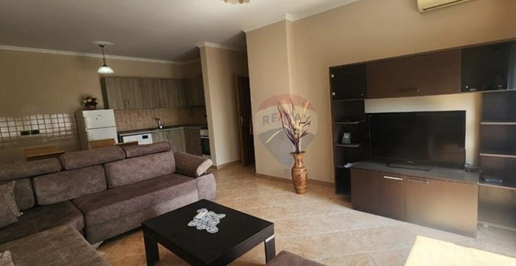 Jepet apartament 1+1 me qira ne Bllok