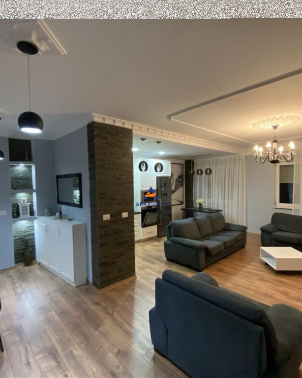 JEPET ME QERA APARTAMENT 2+1 "TE SYRI TV,UNAZA E RE" 700 EURO