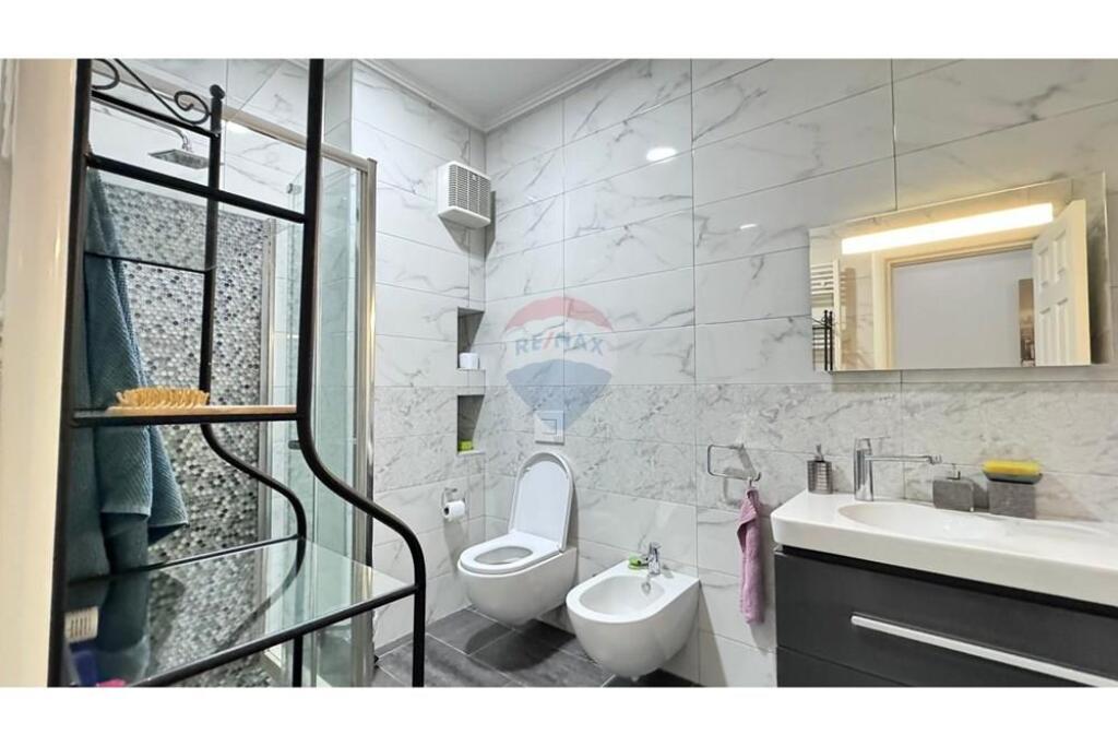 Apartament 2+1 per shitje ne Fresk!