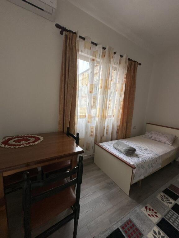 APARTMENT FOR RENT DON BOSKO 450 EURO