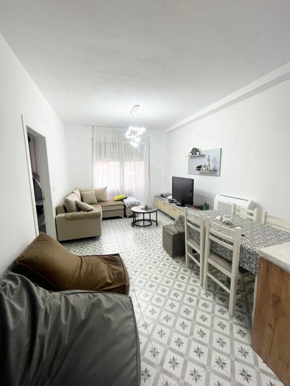 In affitto 1+1 AMERICANO 3 GOLDEN PARK 45.000 lek