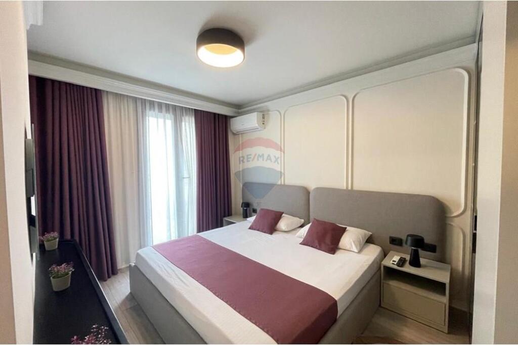 Appartamento - In Vendita - Via Kongresi I Manastirit, Tirana