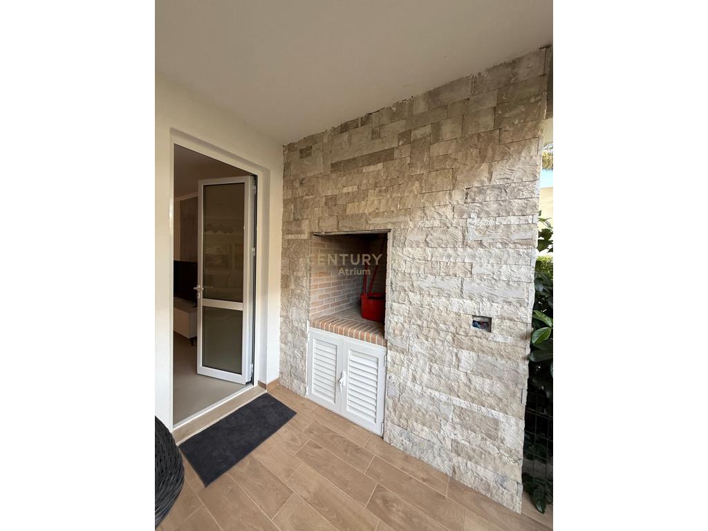 APARTMENT 1+1+YARD AT SAN PIETRO LALZ BAY!