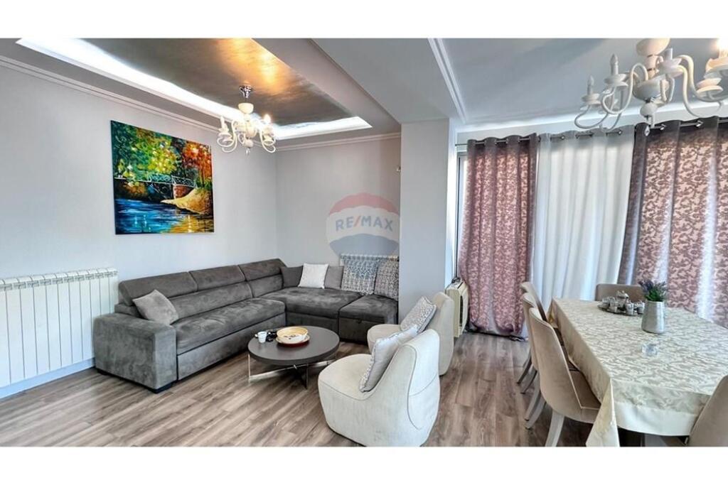 Apartament - Për Shitje - Rruga Sotir Caci, Tiranë
