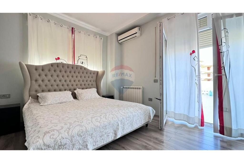 Apartament - Për Shitje - Rruga Sotir Caci, Tiranë