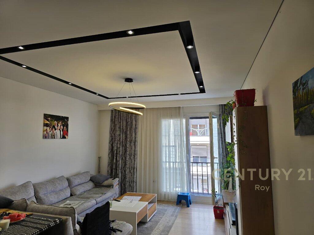 Apartment 2+1+2T For Sale in Ali Demi, Tirana - 280000€