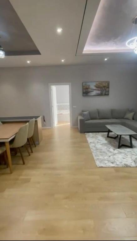 🏡 IN AFFITTO – APPARTAMENTO 2+1+2 – Kinostudio