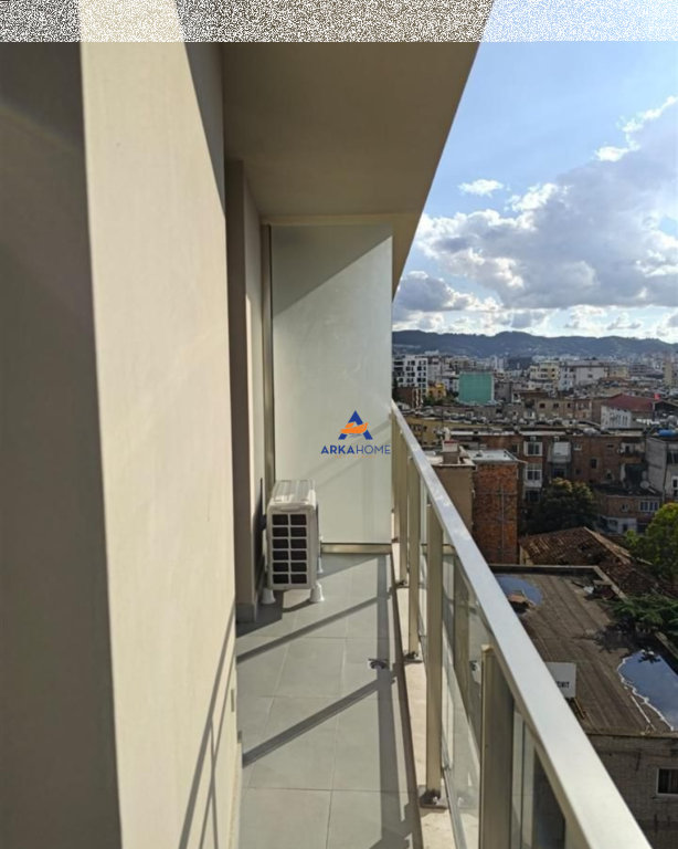 UFFICIO IN AFFITTO 75M2 "AL GOLDEN TOWER RESIDENCE, MINE PEZA" 550 EURO