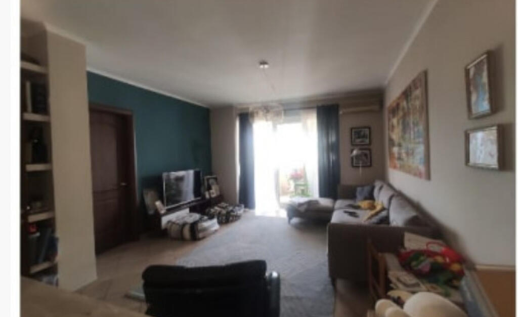 Jepet apartament 1+1 me qera tek rruga frosina plaku