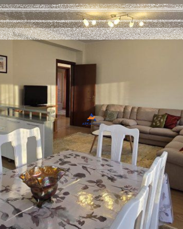AFFITTASI APPARTAMENTO 2+1+2 BALCONI "PIAZZA AVNI RUSTEMI, PAZARI I RI" 750 EURO