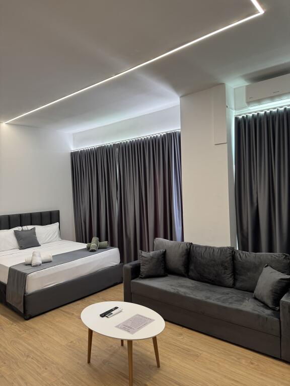 Apartment for rent on Durres beach Red Wheel