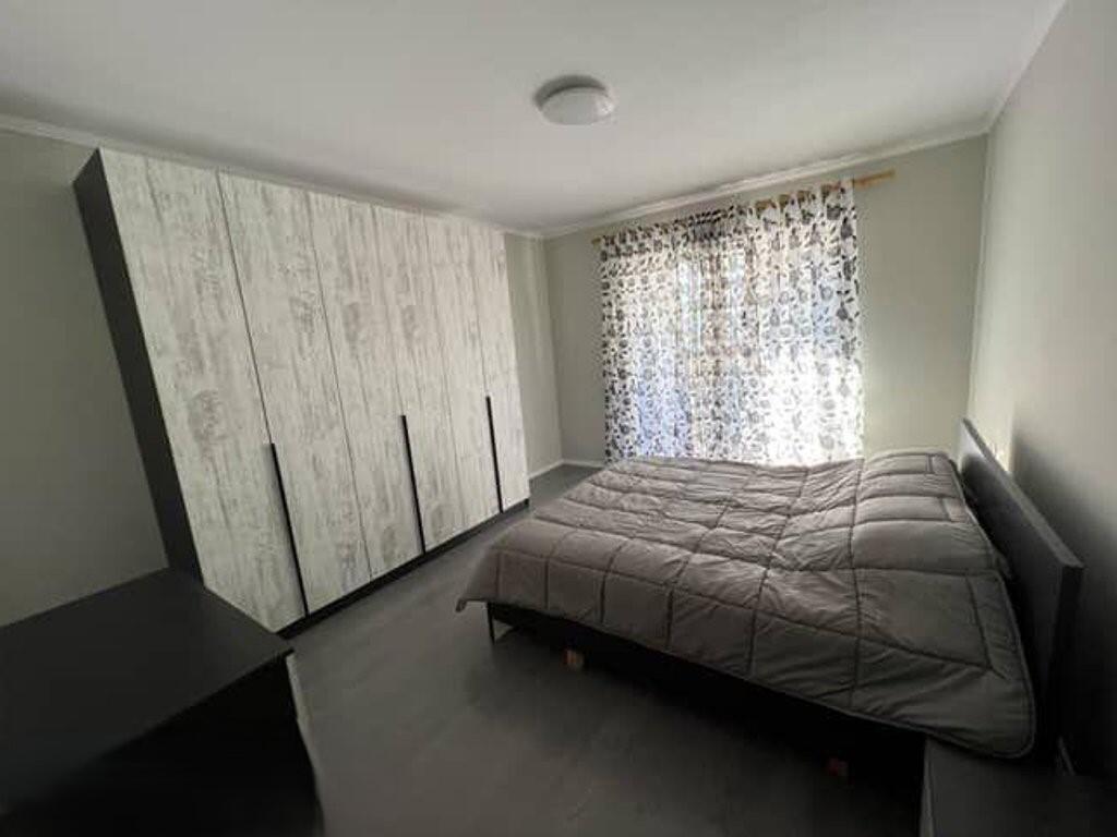 Japim me qira Apartament 1+1 te 5 Maji 450 € /Muaj