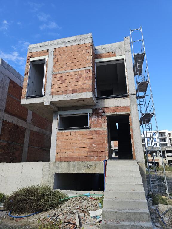 Villa in Vendita OCCASIONE Posto Auto(📍Turquas Marine - solo 5 minuti a piedi dal Mare) *600.000 prezzo