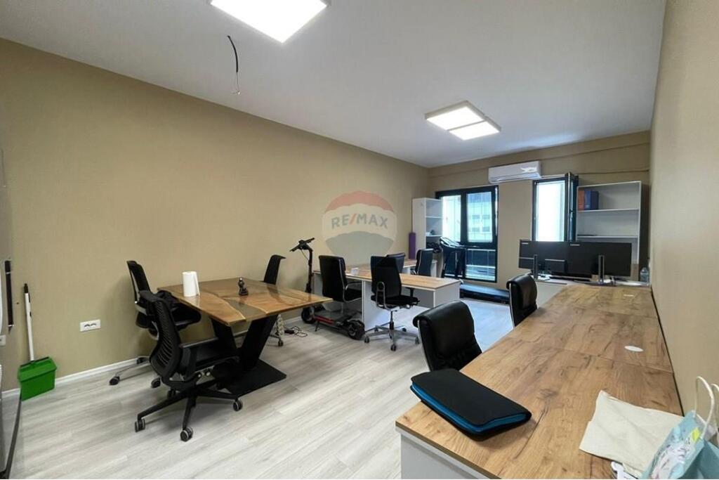 Apartament 1+1 per shitje tek Square 21!