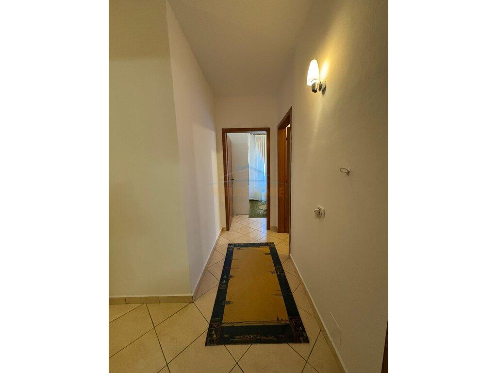 Qera, Apartament 2+1, Fresk