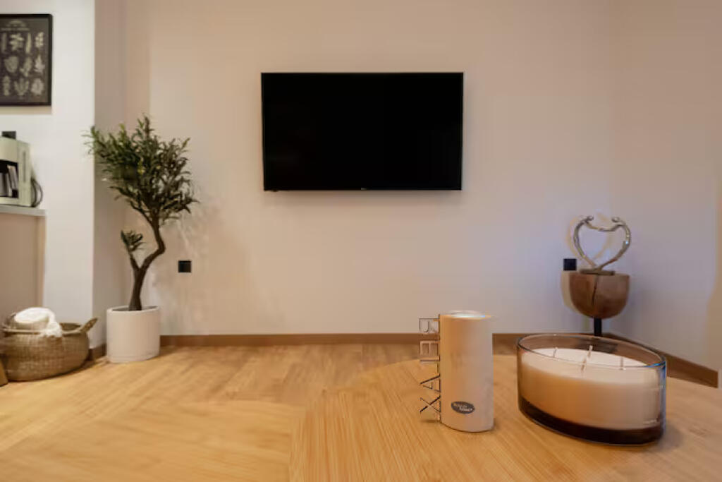 Appartamento In Affitto 2+1 In Centro (ID B220993) Tirana