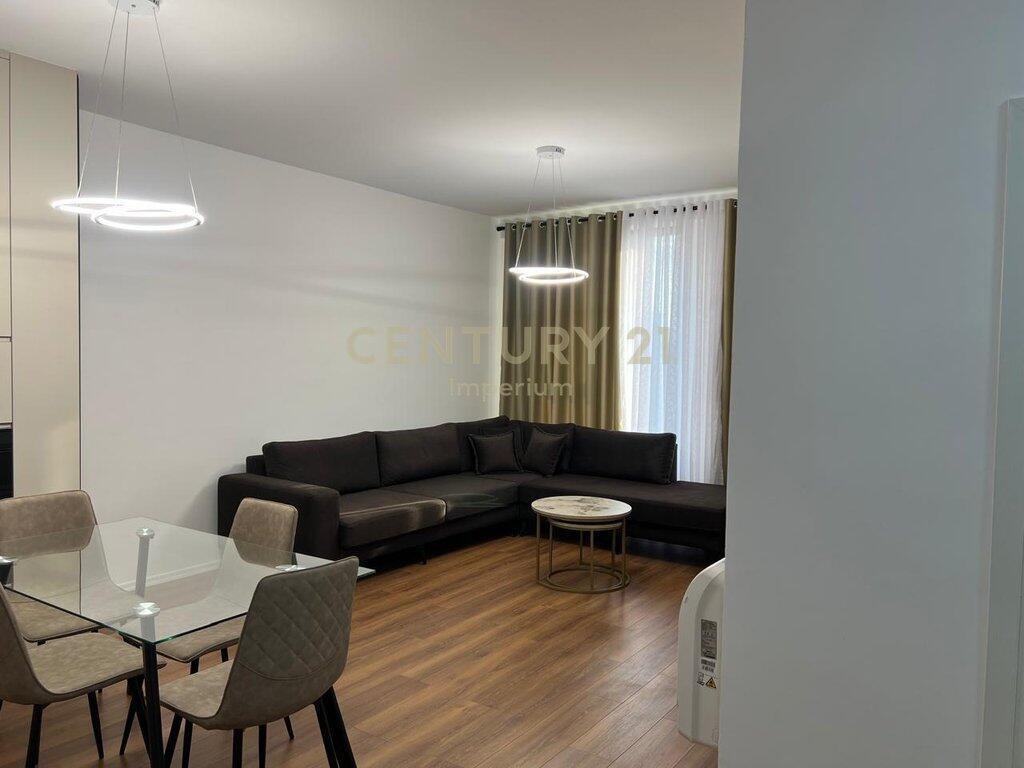 Appartamento moderno 2+1+posto auto in affitto in Via Jordan Misja 1.000 € /Mese