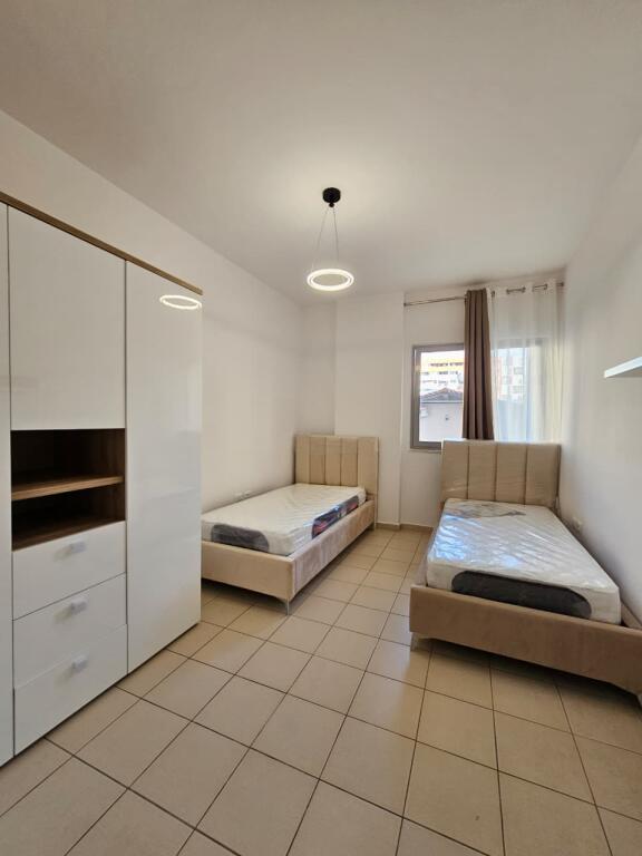 🏢 IN AFFITTO – 2+1+2, ASTIR (vicino a Villa L)