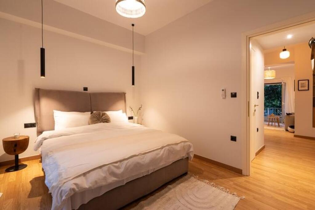 Appartamento In Affitto 2+1 In Centro (ID B220993) Tirana